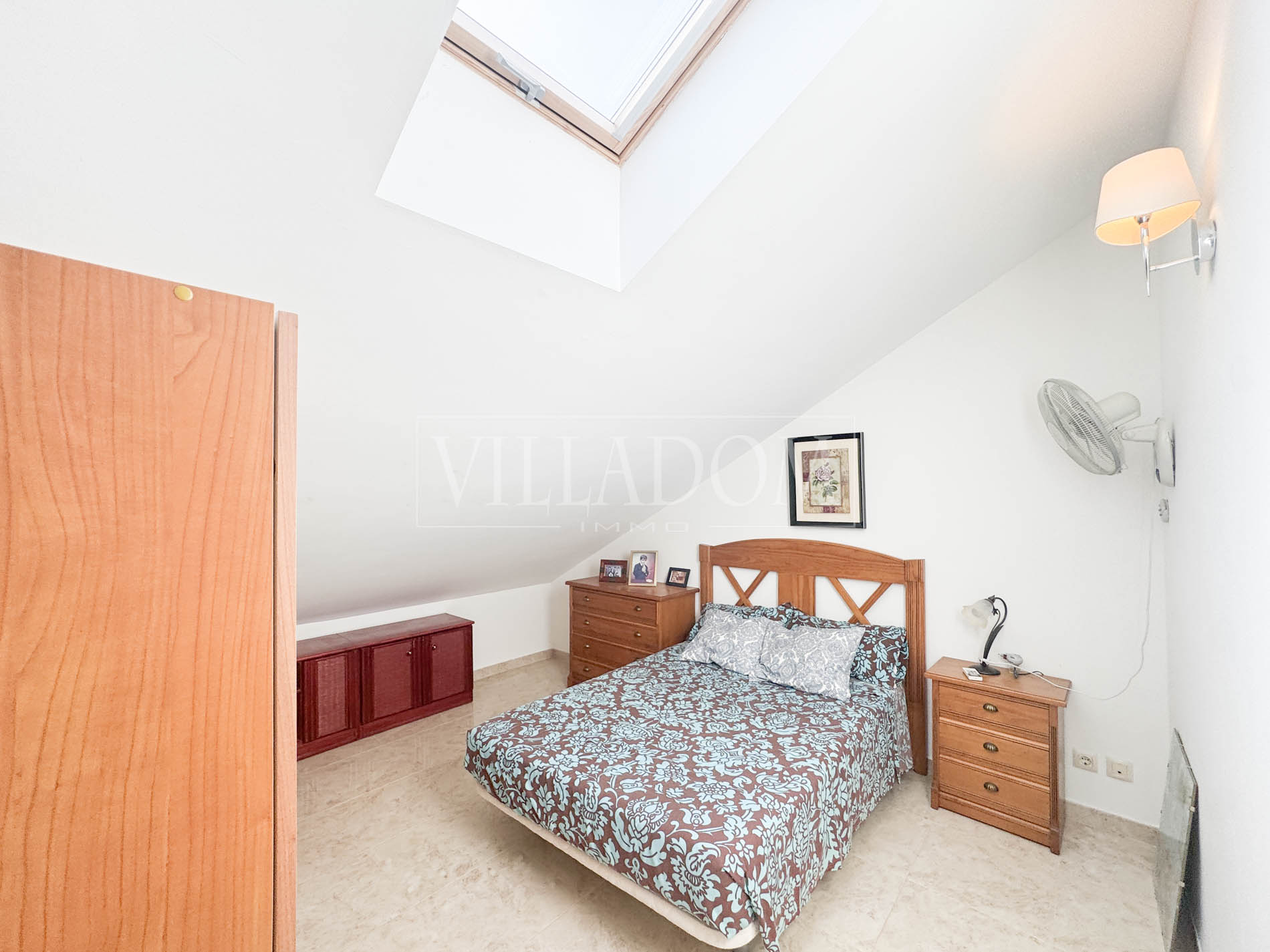 Duplex penthouse apartment very close to the port of Jávea.