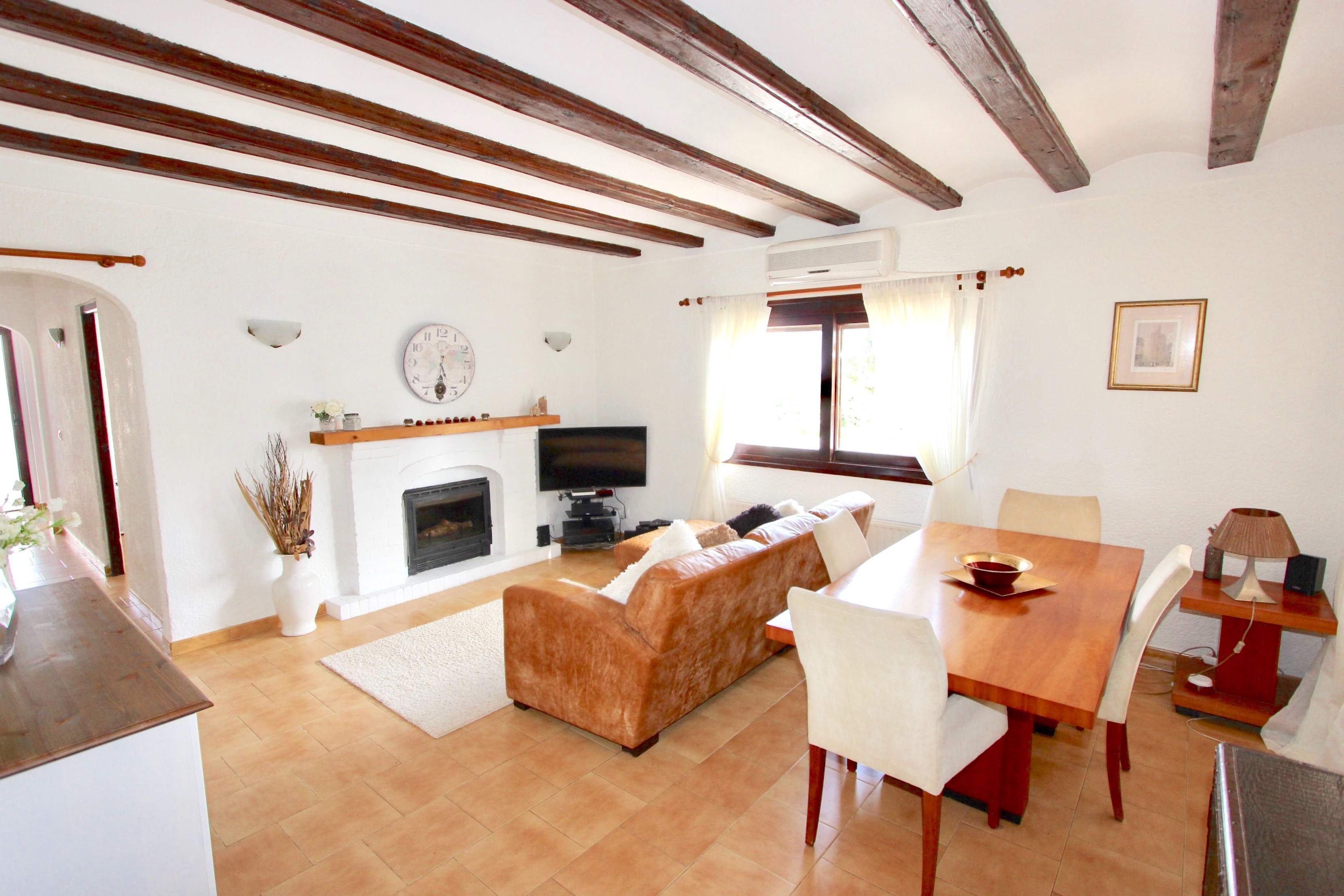 Nuevo chalet con vistas al mar en venta en Villadom